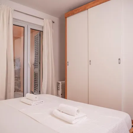 Jelka- Center Of Appartement Hvar Town