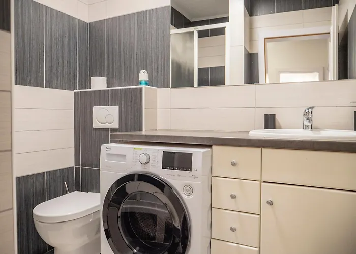 Jelka- Center Of Хвар