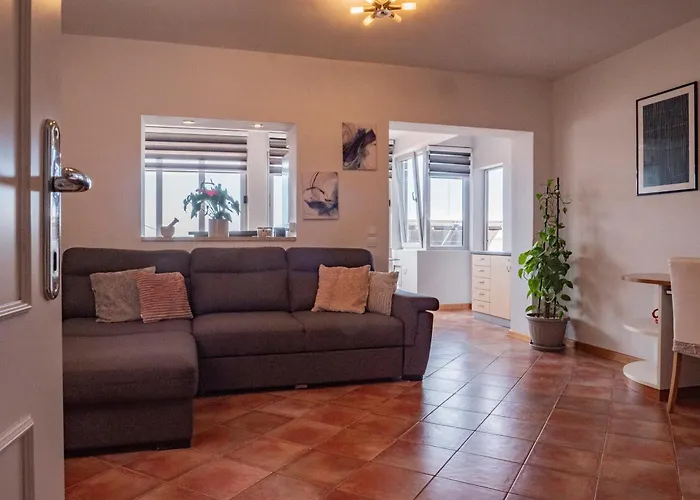 Apartment Jelka- Center Of *